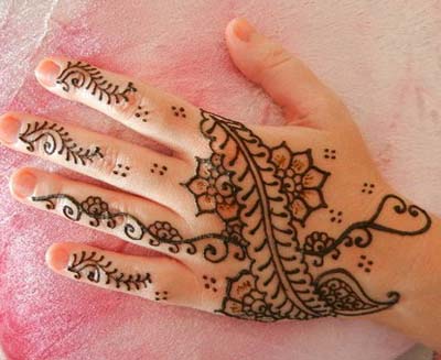 Awesome Collection of Latest Mehndi designs for Kids