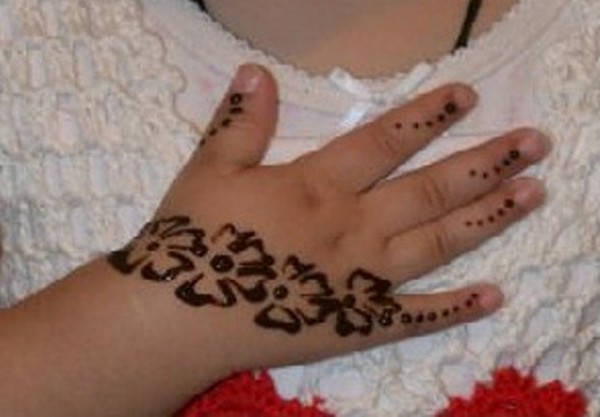 Awesome Collection of Latest Mehndi designs for Kids