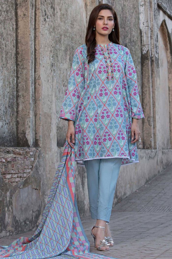Updated Zeen Woman New Unstitched Winter Collection For Yr 19 Suits With Price