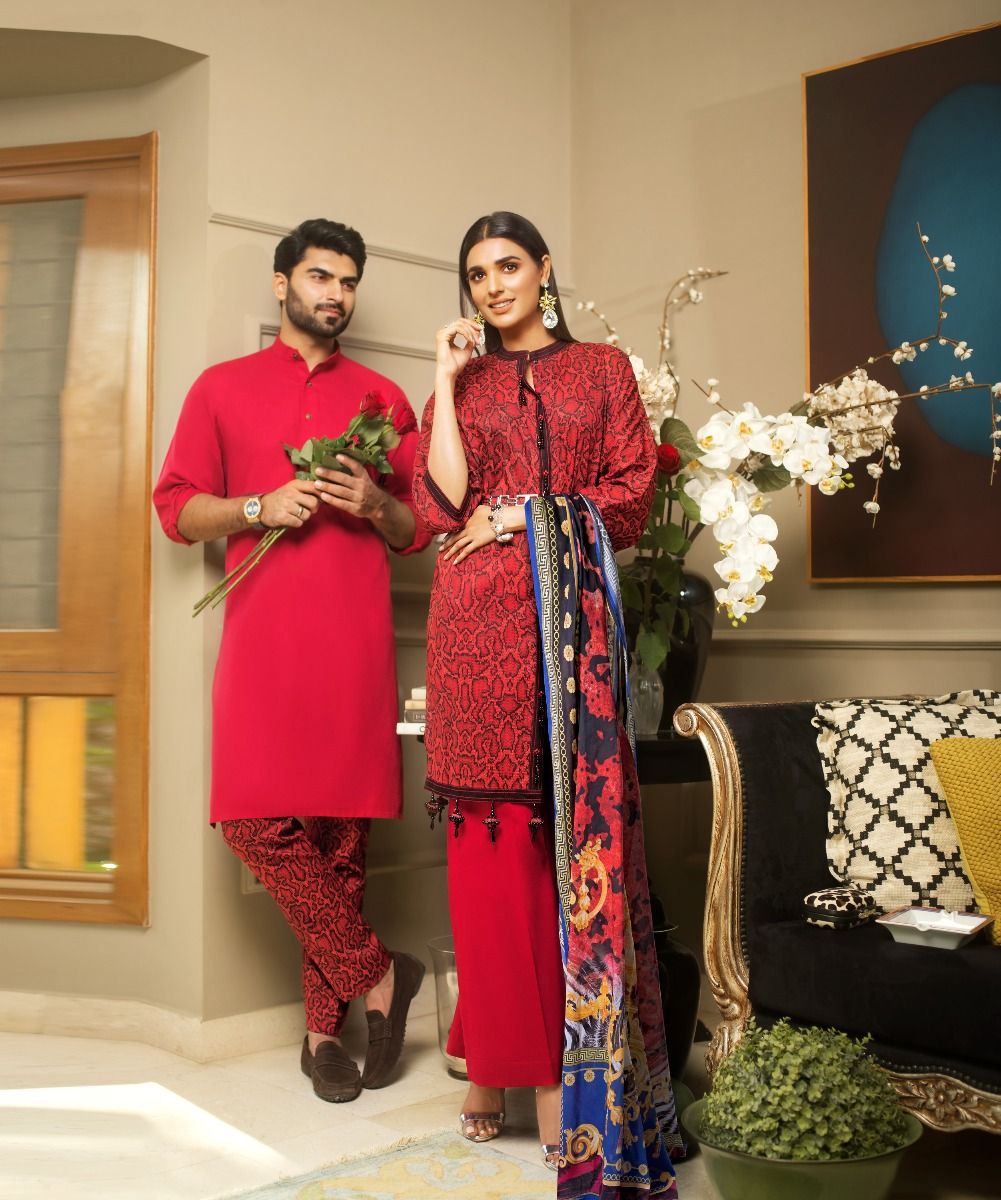 Stylish Gul Ahmed Winter Rose Collection For Valentine’s Day Ideas