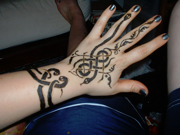 Special Tattoo Mehndi Designs