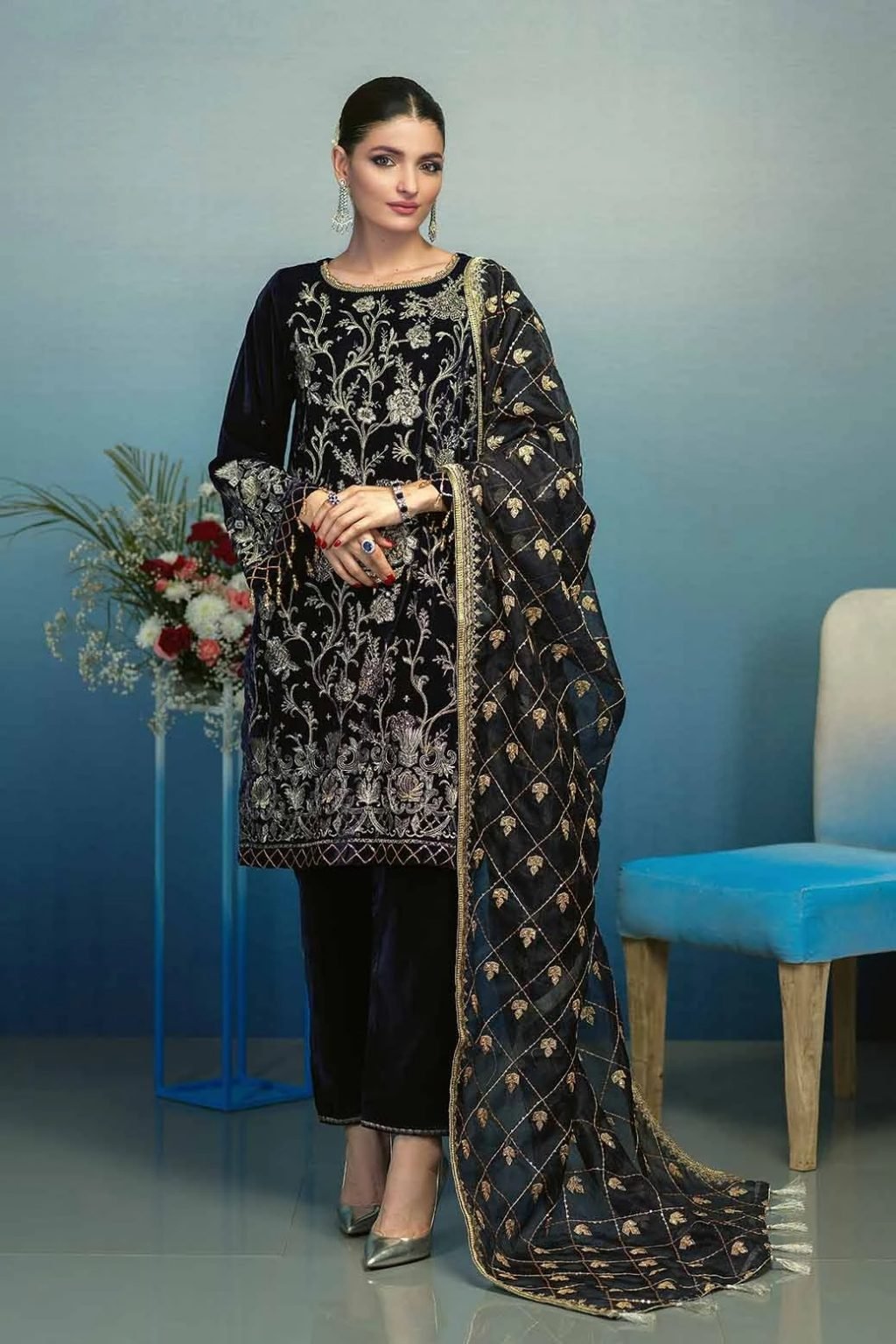 bonanza satrangi velvet shawl