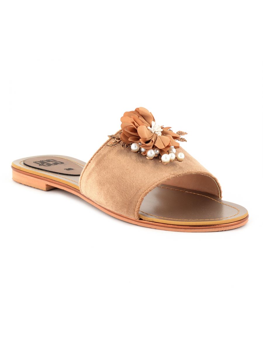 ecs heels
