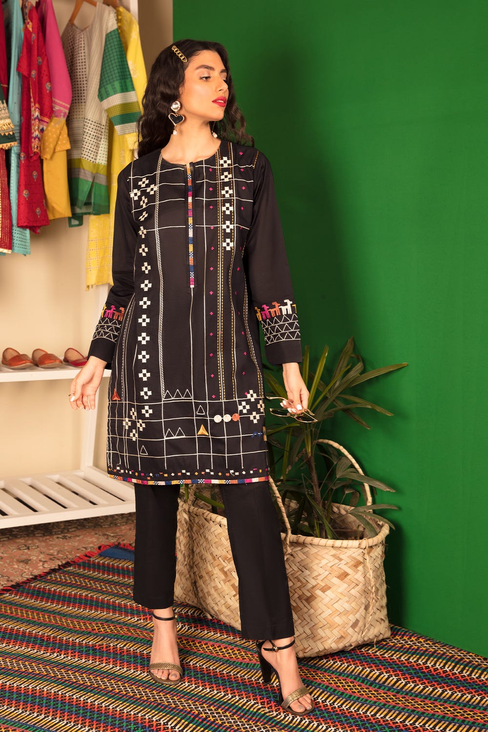 Khaadi Kurta Printed & Embroidered Collection Sale 2022