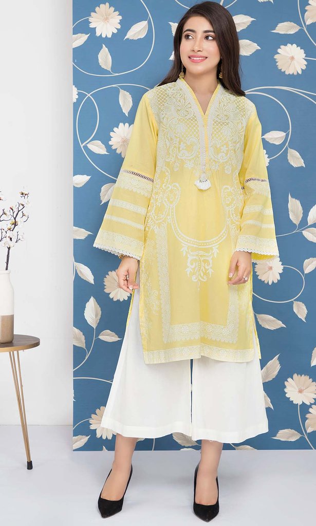Warda Independence Day Sale 2023 Flat 30% Off