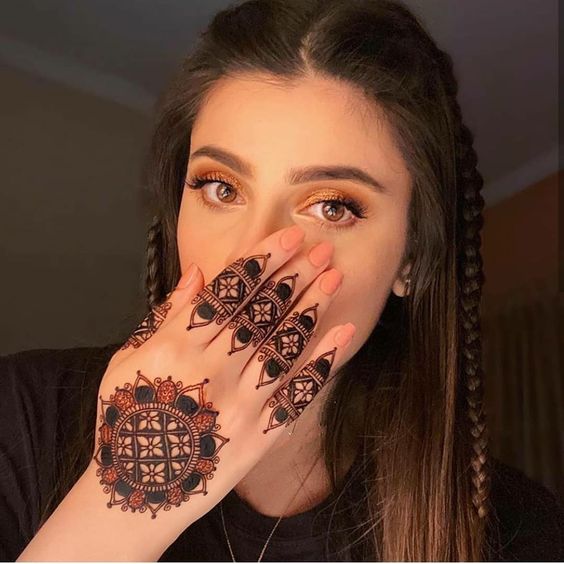 New Eid Mehndi Designs 2022 Guideline for Young Girls To Copy