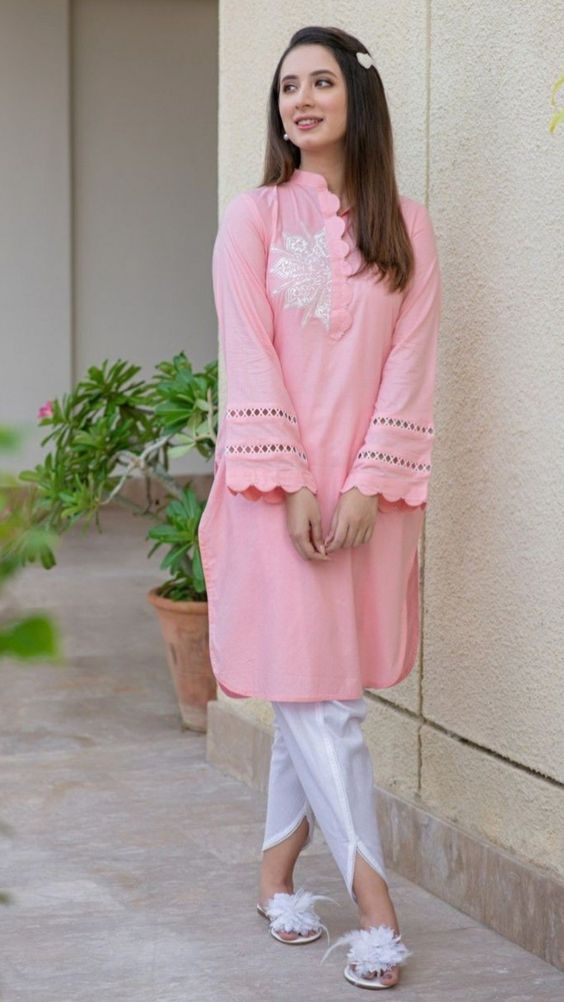 Aggregate 146+ beautiful sleeves design for kurti best