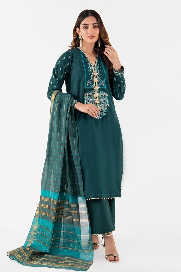 Khaadi Azadi Sale 2023 | Up to 50% off | August Discount