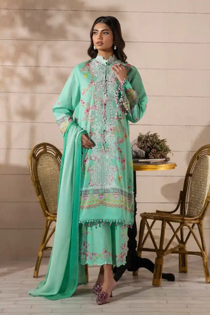 Sana Safinaz Lawn Sale