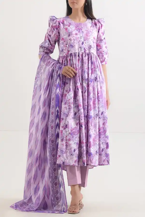 saya sale 50% off 