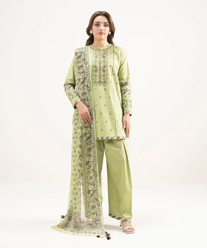 Sapphire Eid Sale 2026