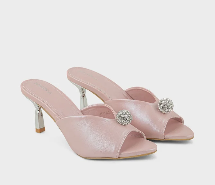 Insignia Shoes Sale 2026