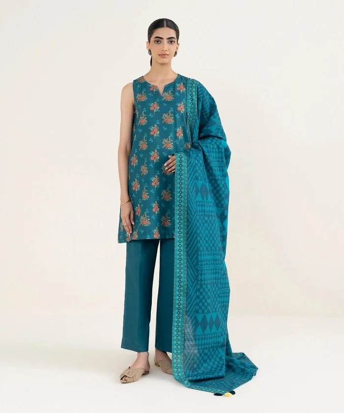Sapphire Khaddar 3 piece Sale