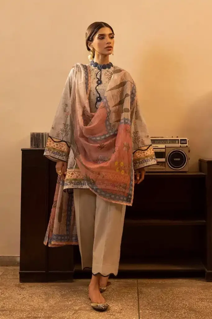Sana Safinaz Summer Lawn Sale